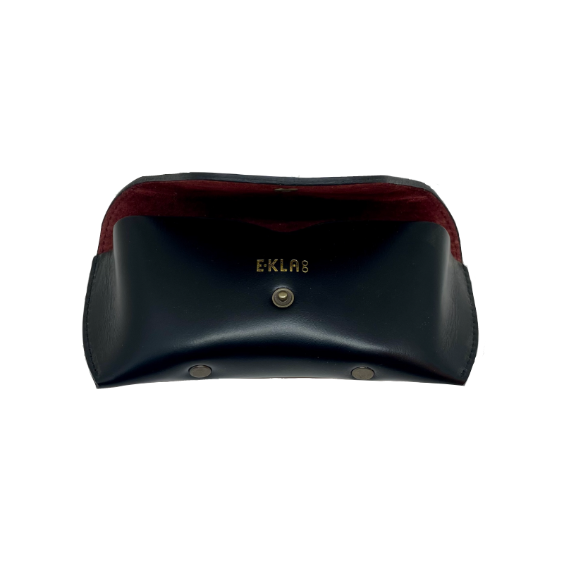 ETUI EN CUIR