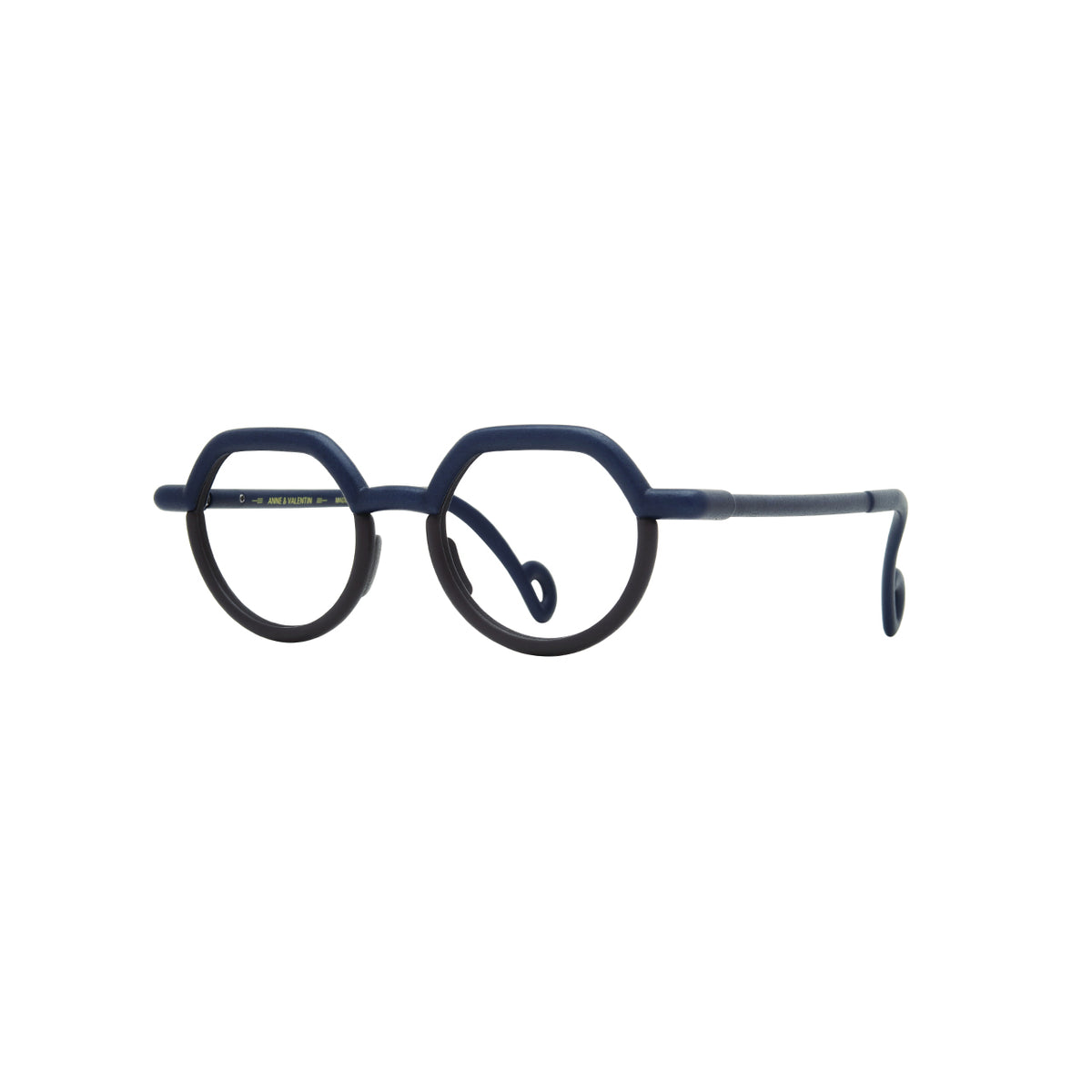 Anne & Valentin HE04 24C69
